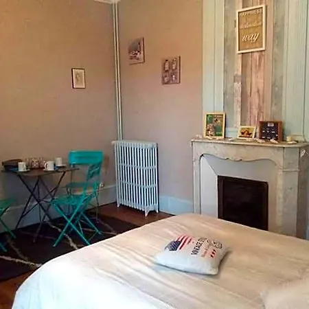 Bed & Breakfast La Tourelle En Normandie