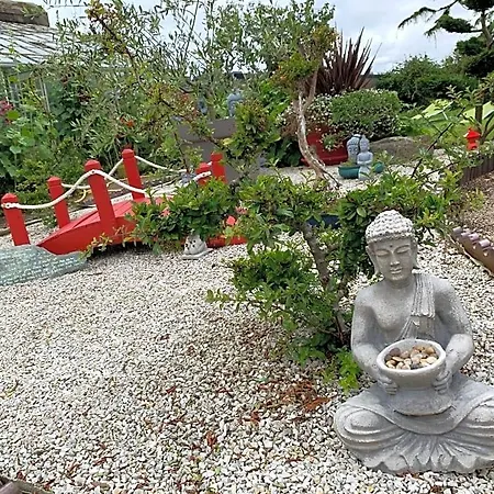 La Tourelle En Normandie Bed & Breakfast